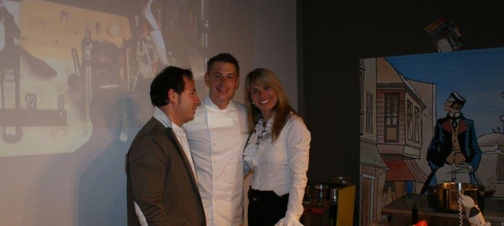 Finger Food on Resin